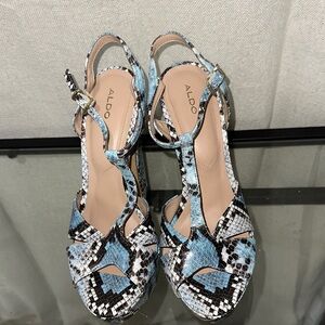 Aldo Snakeskin Patterned Blue and Black Sandals